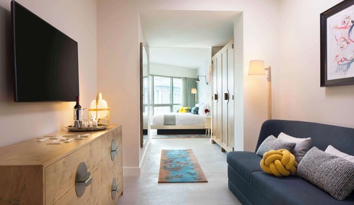 Suite, 1 cama de matrimonio grande con sofá cama, accesible para personas con discapacidad (Kindred)