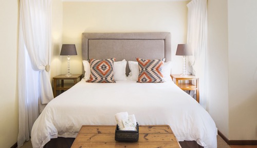 Habitación básica, 1 cama de matrimonio grande