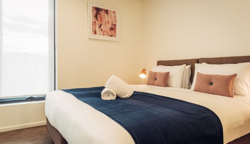 Estudio (Studio Apartment)