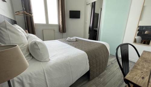 Habitación Confort doble, 1 cama doble, vistas al río