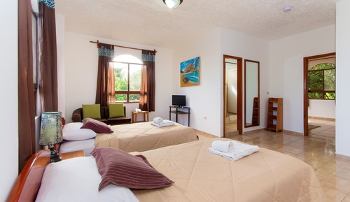 Suite familiar, 2 habitaciones, balcón, vistas al jardín