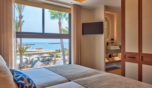 Suite, balcón, vistas al mar