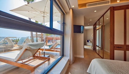Suite, piscina privada, vistas al mar