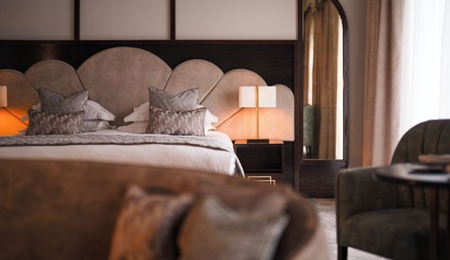 Hotel Suite
