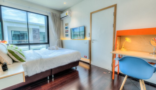 Modern 1 Bedroom Apartment