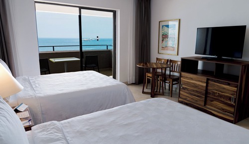 Habitación estándar, 2 camas dobles, vistas al mar (Up to 3 Guests)