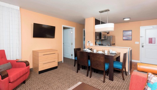 Suite, 2 habitaciones, no fumadores (Mobility Accessible, Tub)