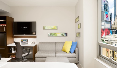 Habitación, 1 cama de matrimonio grande, vistas a la ciudad