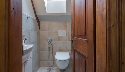 Apartamento familiar, 2 habitaciones, cocina básica, vistas a la ciudad