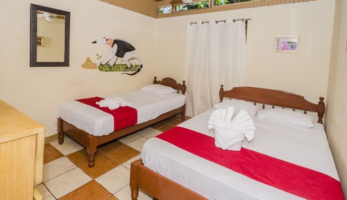 Habitación triple Confort, varias camas