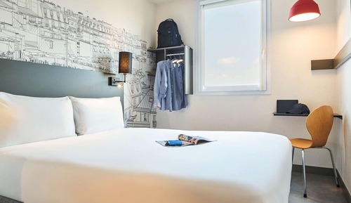 Suite estándar, 1 cama doble con sofá cama
