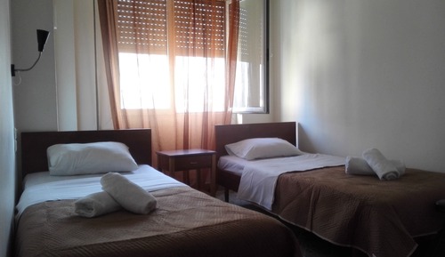 Habitación con 1 cama doble o 2 individuales
