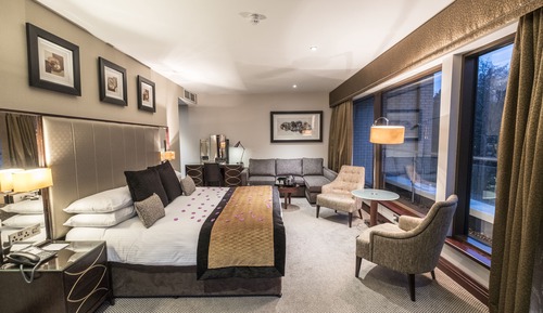 Suite ejecutiva, balcón