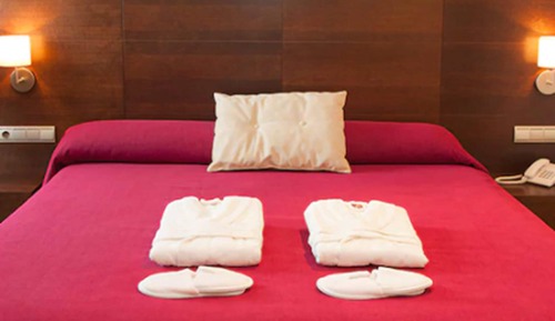 Habitación clásica con 2 camas individuales