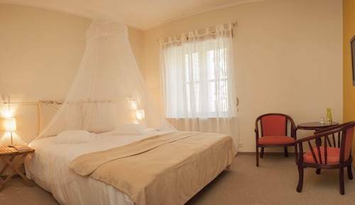 Habitación estándar con 1 cama doble o 2 individuales