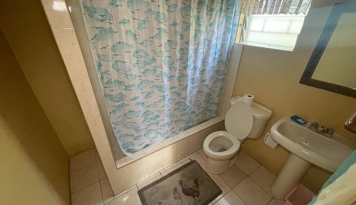 Apartamento estándar, 1 cama de matrimonio grande, cocina básica, vistas al jardín