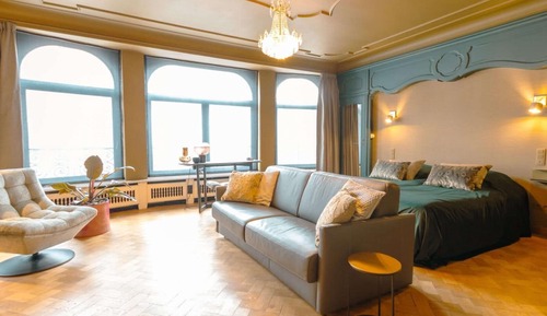 Suite junior, vistas a la ciudad (Lady Margareth)