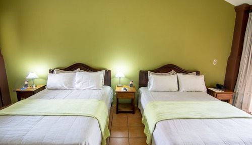 Habitación Deluxe doble, 2 camas de matrimonio