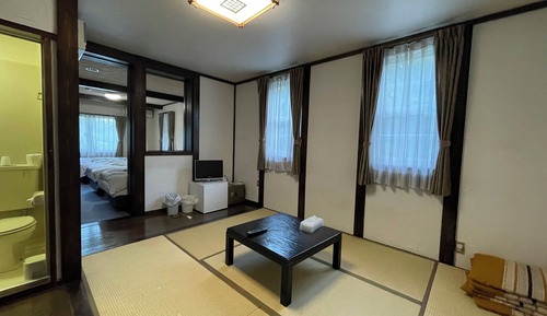 Habitación familiar (with Tatami Area)