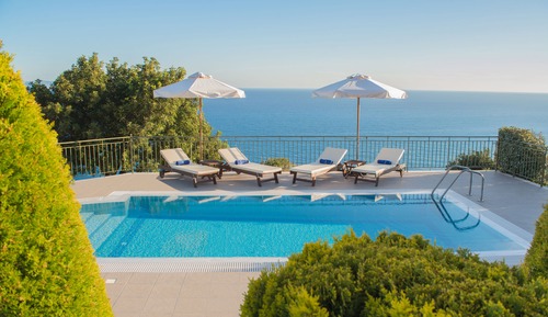 Villa de lujo, piscina privada, vistas al mar (Penelope)