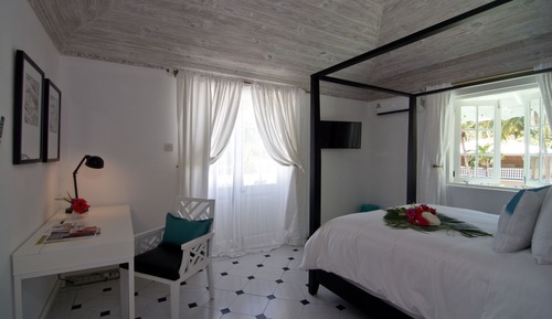 MainHouse SeaView Room,Queen Bed,Terrace