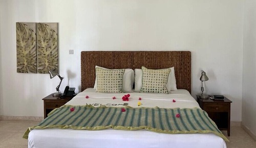 Beach Suite, King Bed, Beach View