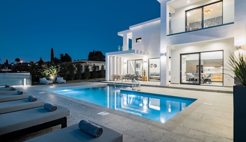 Villa Deluxe