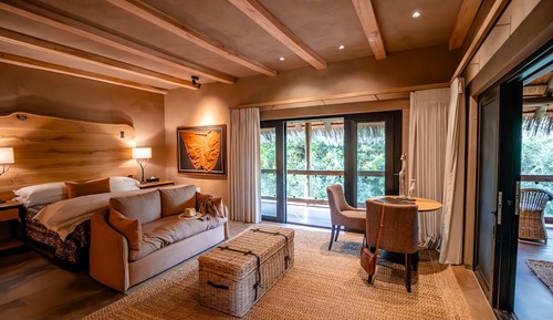 Suite Royal (River Lodge:  Royal Suite)