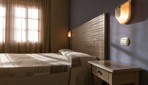 Habitación clásica con 1 cama doble o 2 individuales