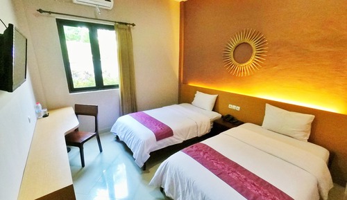 Habitación superior con 1 cama doble o 2 individuales