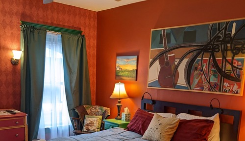 Habitación (The New England Room)