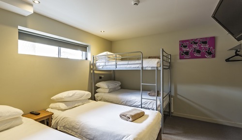 Apartamento de lujo, 2 habitaciones (2 King and 1 Bunk)