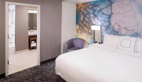Estudio, 1 cama de matrimonio grande con sofá cama