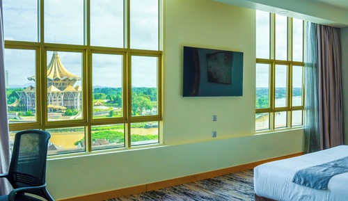 Waterfront Premier 2 Bedroom Suite (River View)