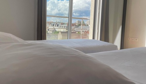 Apartamento Deluxe, 2 habitaciones, cocina básica, vistas al parque