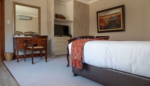 Habitación estándar con 1 cama doble o 2 individuales (Manor)