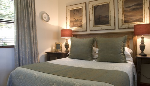 Habitación estándar con 1 cama doble o 2 individuales (Luxury Suite)