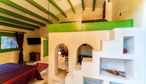 Habitación familiar, acceso a la piscina, planta baja