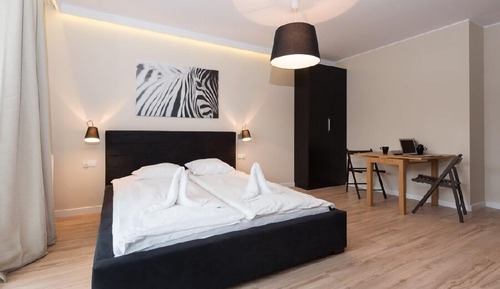 Estudio, balcón ((without parking) - 35A)