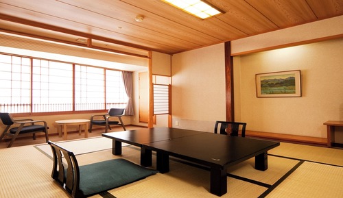Habitación tradicional (Japanese Style, with Dinner Buffet)