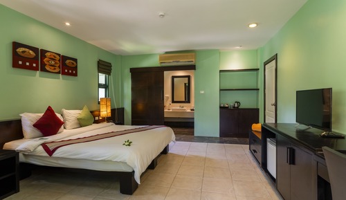 Habitación superior, vistas al jardín