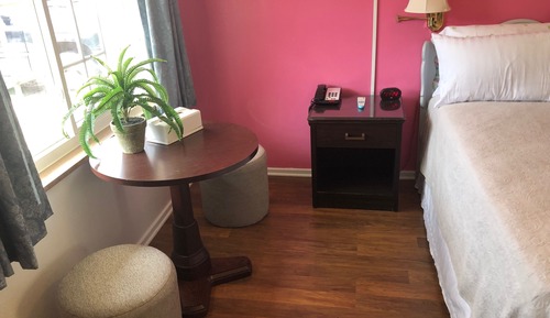 Habitación Confort, 1 cama de matrimonio, frigorífico y microondas