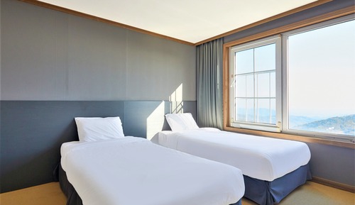 Villa High floor 30PY (Extra Person Fee 15000 KRW Upon Check In)