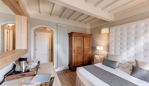 Habitación superior (Dbl Superior 14 sq m2 Dante Alighieri)