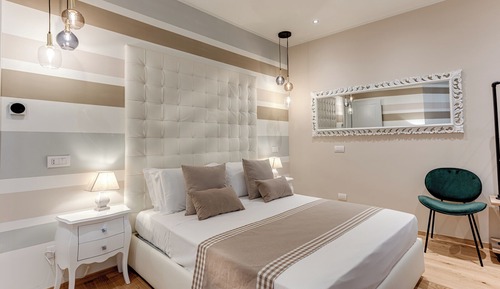Habitación Club doble (Double Qn Sup 16sq m2 Dante Alighieri)