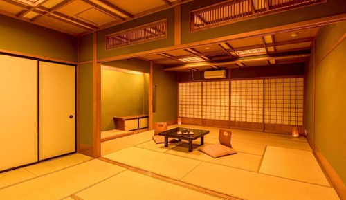 Habitación superior, no fumadores (Japanese Style 2R, with Bath,7-pax)