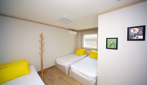 Habitación triple estándar, no fumadores, vistas a la ciudad