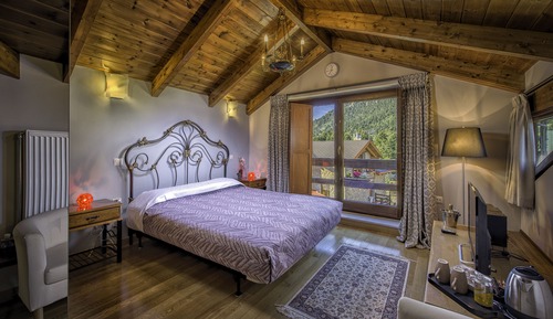 Chalet Deluxe (Protogeneia)
