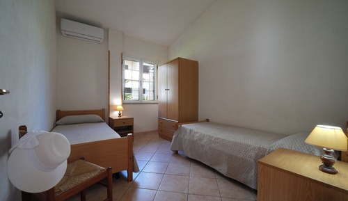 Apartamento básico (Trilo 4 pax)