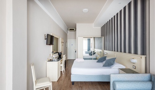 Habitación triple Confort, vistas al lago